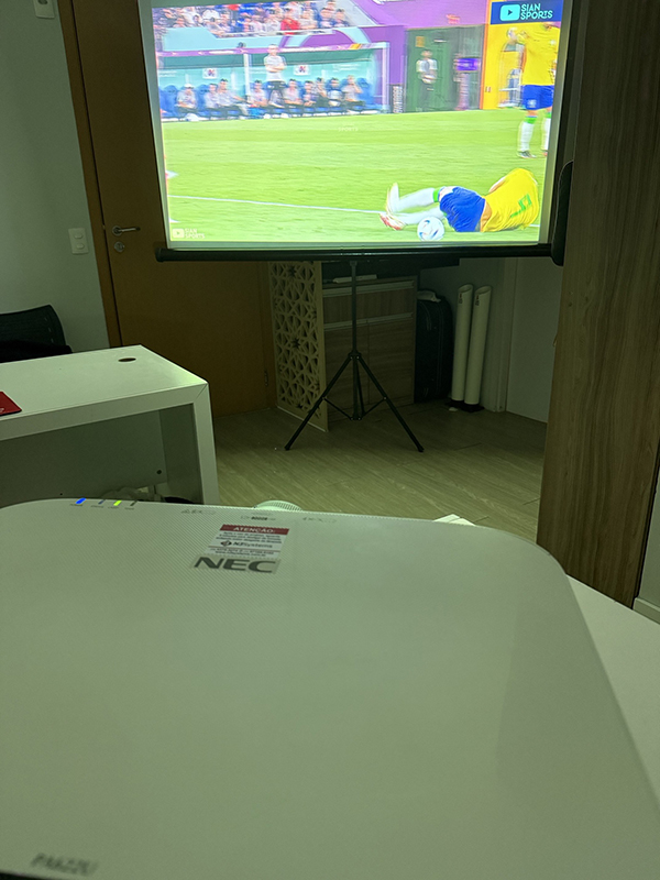 Projetor Epson de alto brilho para locação em Osasco