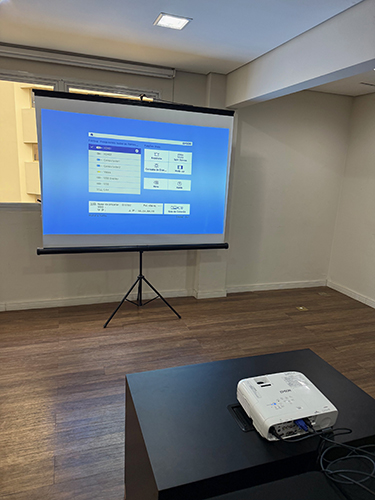 Locação Projetor no Pacaembu SP